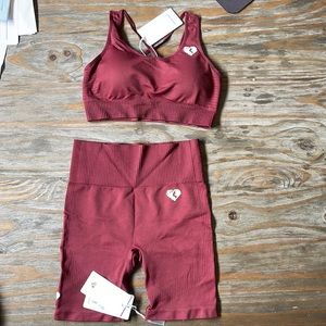 Women’s Best Power seamless set. BRAND NEW!